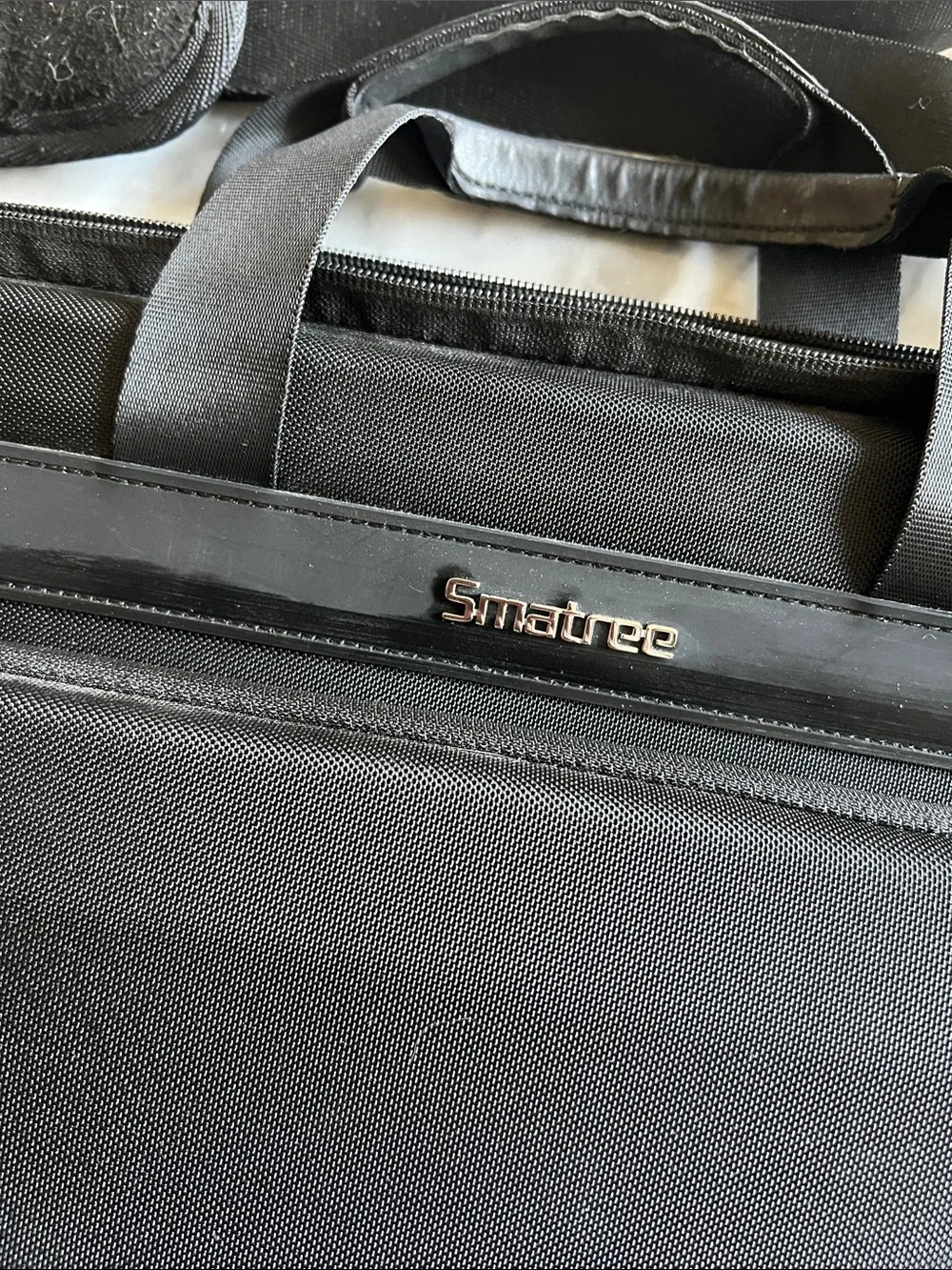 Smatree Black Heavy Duty Hard Laptop Case Shoulder Strap Briefcase